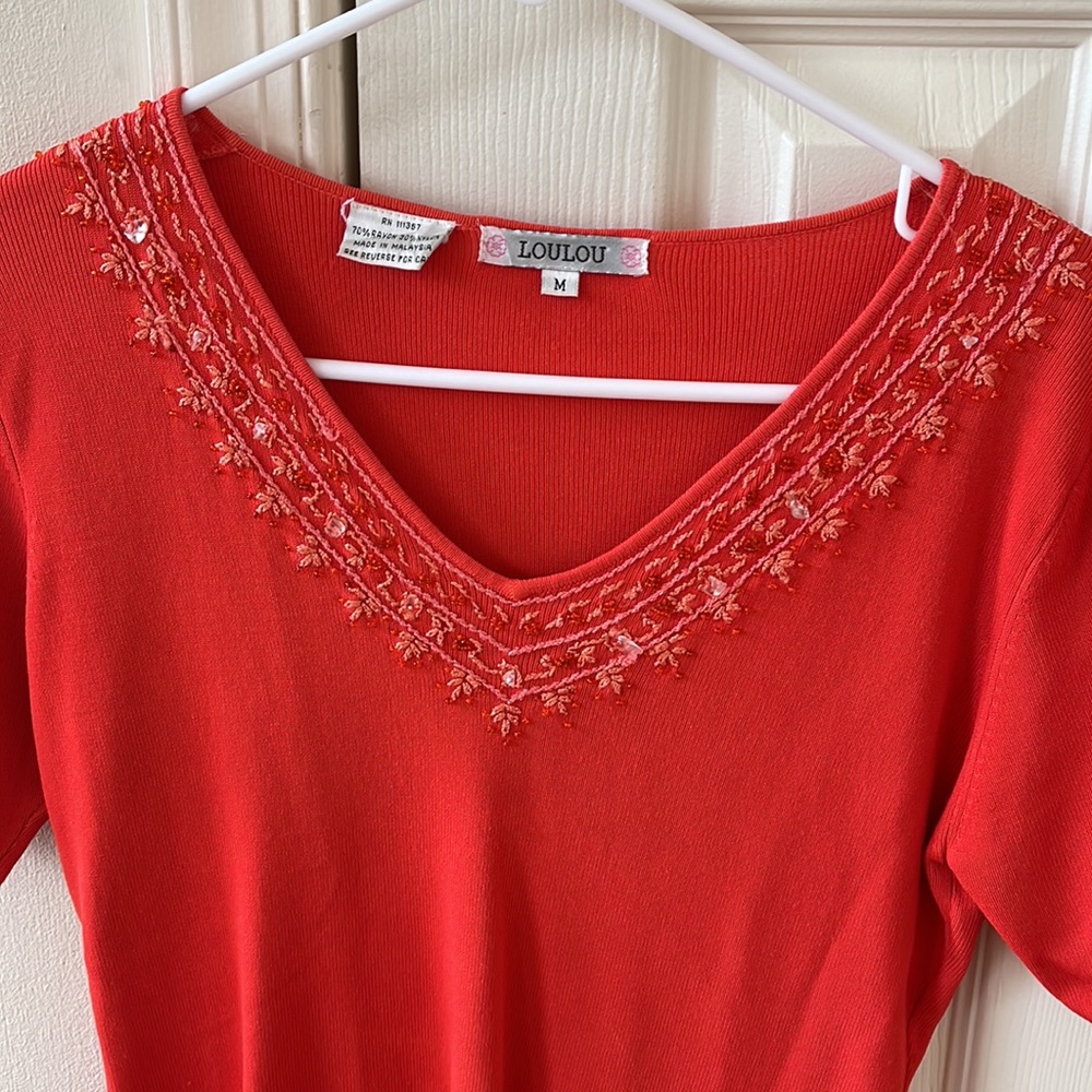 Red top - Picture 2 of 4